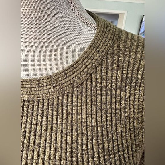 Hooked Up by I.O.T Scoop Neck Ribbed Long Sleeve Rib Knit Green Sweater size L - Picture 6 of 7